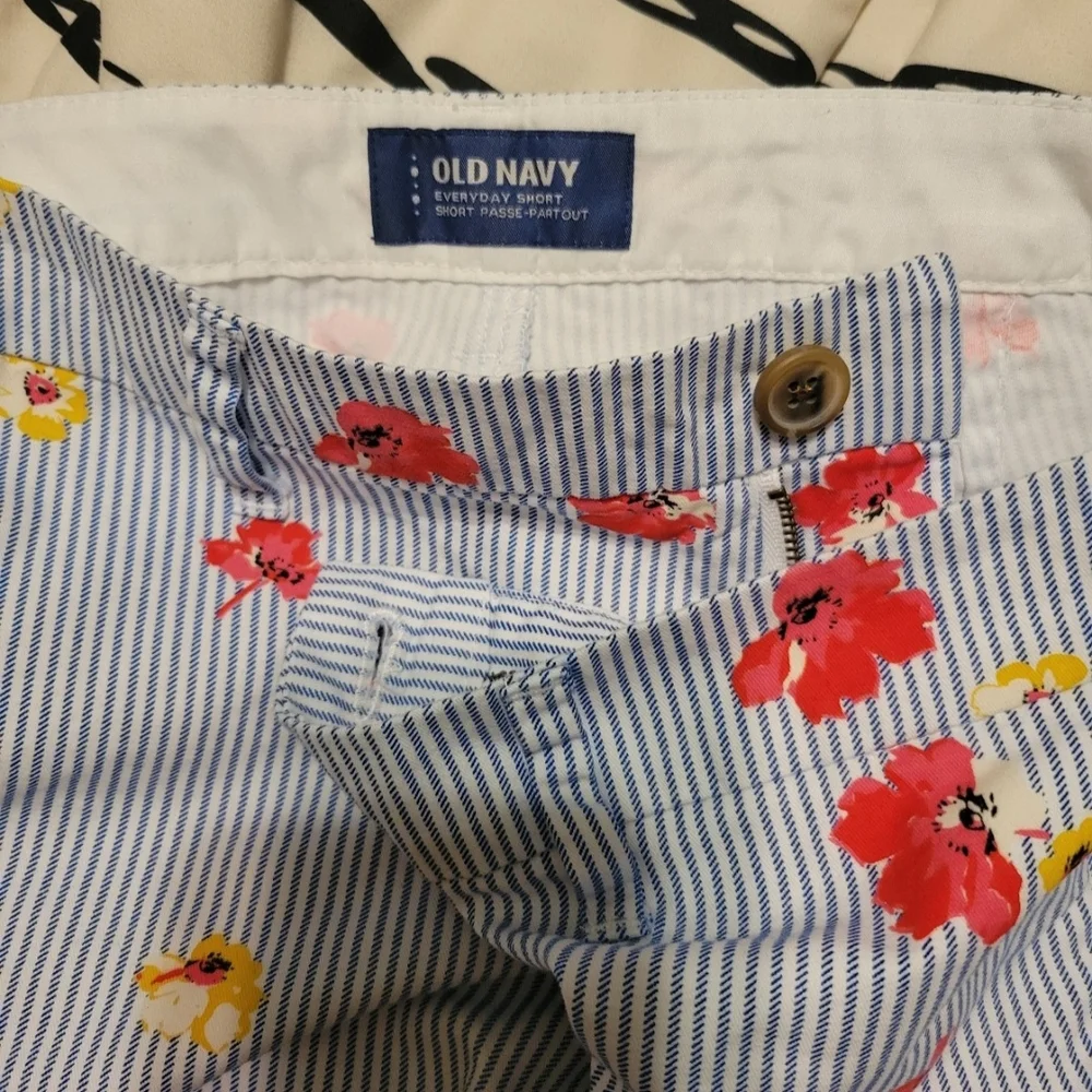 Old Navy Pin-Striped Floral Shorts - Picture 3 of 4